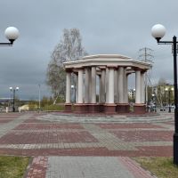Rotunda "City born by oil", Нефтеюганск