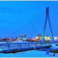 Сургутский пешеходный мост, Сургут