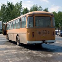 Автобус городской ЛиАЗ-677М на конечной "Кремль" / The bus LiAZ-677M on the final stop "Kremlin" (14/06/2008), Тобольск