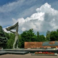 Монумент боевой славы и Вечный огонь, Ижевск