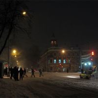 Перекресток улиц Гончарова и Ленина (зима, вечер), Ульяновск