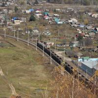 Obluchye (2012-10) - View down to town and railway, Облучье