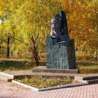 Памятник Павлу Петровичу Бажову / Monument to Pavel Bazhov (04/10/2007), Снежинск