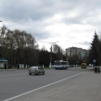 Улица Винокурова у администрации (Вид на юг)  /  Vinokurov street from the administration (View on south), Новочебоксарск