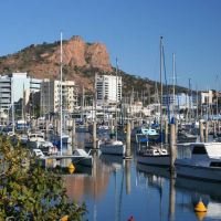 Castle Hill above old marina in Townsville, Таунсвилл
