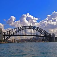 Sydney Harbor Bridge & Clouds, Сидней