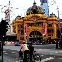 drive green    (Flinders Street Station), Мельбурн