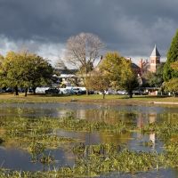 Lake Wendouree basks in brief autumn sunshine, Ballarat, Балларат