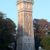 Oude toren misbruikt als antennemast in Namen (B), Намюр