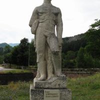 Statuie in defileul Vratsata, Враца