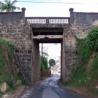 Antiga viaduto sobre a linha do oeste da EFOM, Барбасена