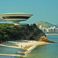 Niteroi Contemporary Art Museum, designed by Oscar Niemeyer, across the bay from Rio de Janeiro, Нитерои