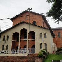 Catedral Nossa Senhora Aparecida no Bairro de Higienópolis em Catanduva, Катандува
