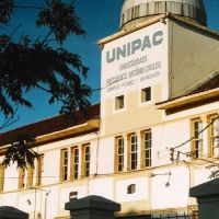 * Antigo Observatório Astronômico do Colégio Regina Pacis abandonado UNIPAC, Арагуари