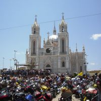 Basílica de São Francisco das Chagas.  Canindé. Romaria de motociclistas., Крато