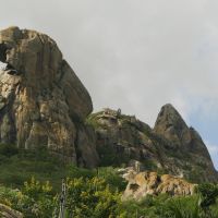 Pedra da Galinha Choca, Quixada-CE, Крато