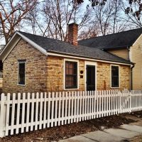 Historic Schindhelm-Drews House - Iowa City, Iowa, Амес
