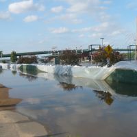 Great River Bridge with flooded parking lots, Барлингтон