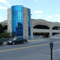 Chauncey Swan Parking Ramp & Farmers Market (from College St.), Вест-Де-Мойн