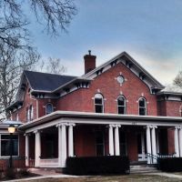 Historic A.W. Pratt House - Iowa City, Iowa, Виндсор-Хейгтс