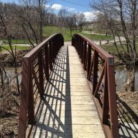 Look Across Pedestrian Bridge In Thomas Park - Marion, Iowa, Денвер