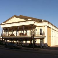 Building on Louisville St, Atmore, AL (2010), Атмор