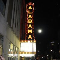 Alabama Theater at night, Бирмингам