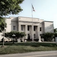 Lawrence County Courthouse - Built 1936 - Moulton, AL, Бриллиант