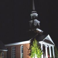 1st methodist church at night, De Funiak Springs, Florida (12-29-2006), Коттонвуд