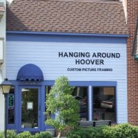Hanging Around Hoover Custom Picture Framing, Хувер