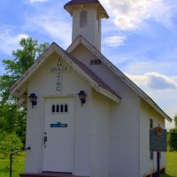 Amazing Grace Chapel, Хоппер