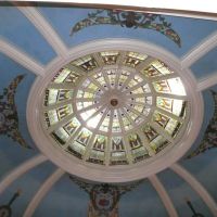 Inside the Wyoming State Capitol building in Cheyenne, looking upward at the rotunda ceiling from the third floor., Шайенн