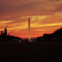 Washington monument at sunset, Женева