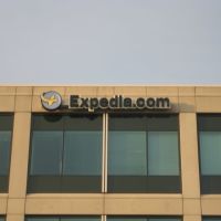 Expedia Bellevue - Building 3 Expedia Logo (Looking North), Истгейт