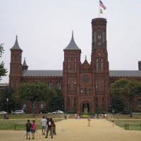 Kastély - Smithsonian Castle, Мукилтео