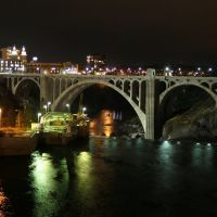 Monroe St. Bridge by night, Спокан