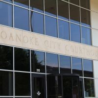 Roanoke City Courthouse - Front (Roanoke Virginia), Роанок