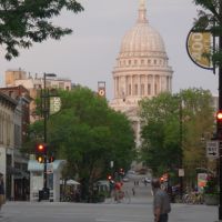 a street in Madison, Wisconsin, Мадисон
