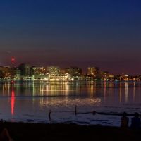 Rhythm & Booms (Fireworks show) and Madison Skyline viewed from Olin Park across Lake Monona, Мадисон