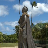 Queen Liliuokalani by the Capitol Building in Honolulu, Гонолулу