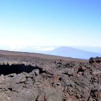 2012-04-29 Hualalai volcano from slopes of Mauna Loa near observatory., Канеоха