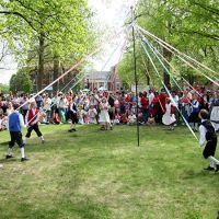 Old Dover Days Maypole Dancing, Довер