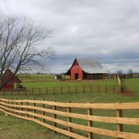 A beautiful old southern farm on a cloudy winters afternoon., Порт-Вентворт