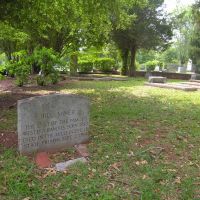 Grave of Bill Miner, "The Gentleman Robber". Originator of the phrase "hands up.", Хардвик