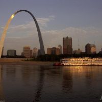 St Louis Arch at Sunrise, Сент-Луис