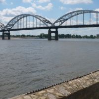 Centennial Bridge, Davenport, IA, Аледо