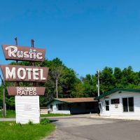Rustic Motel, Евергрин Парк