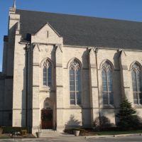 St. Vincent Ferrer Roman Catholic Church, Елмвуд Парк