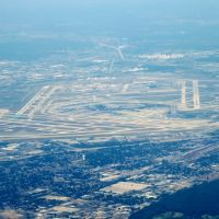 OHare International Airport from above, Елмвуд Парк