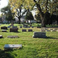 Irving Park Cemetery, Норридж